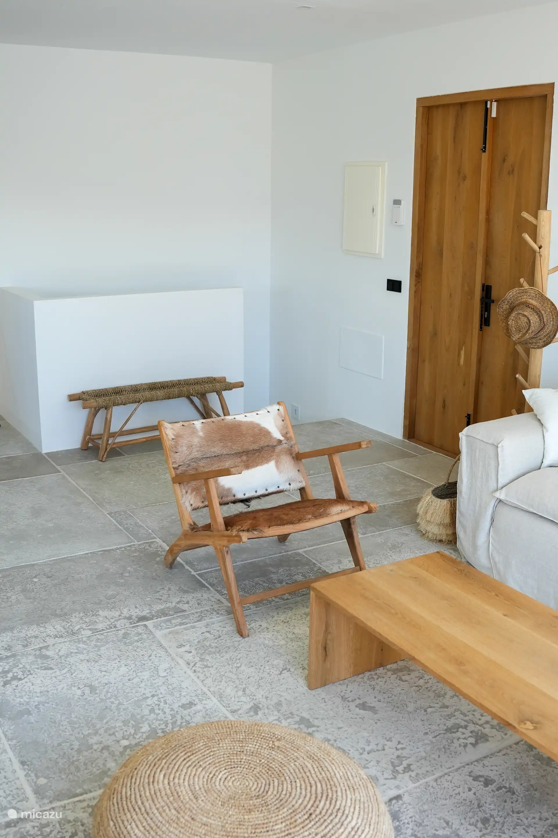 Various seating areas