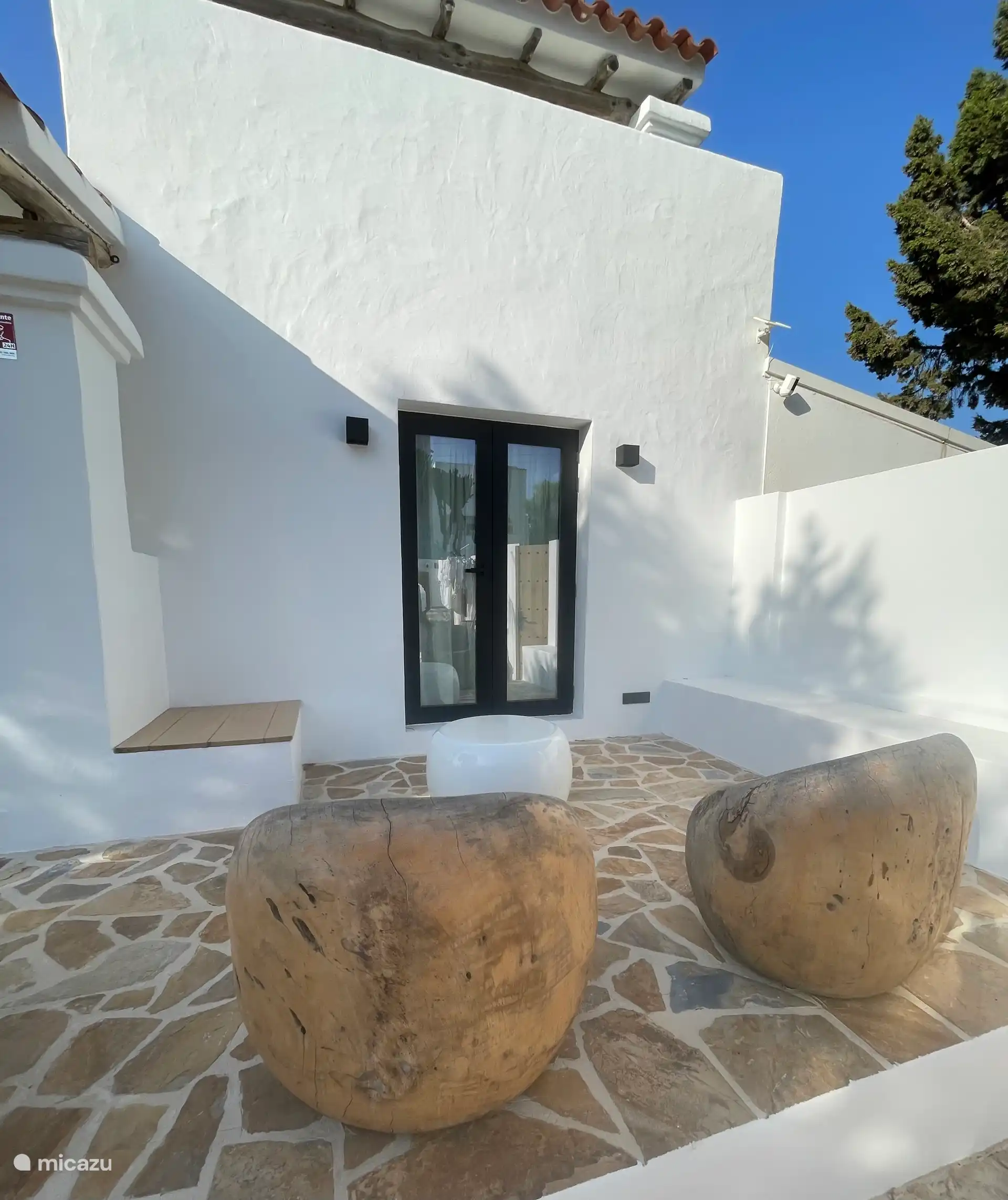 Schlafzimmer mit Terrasse 