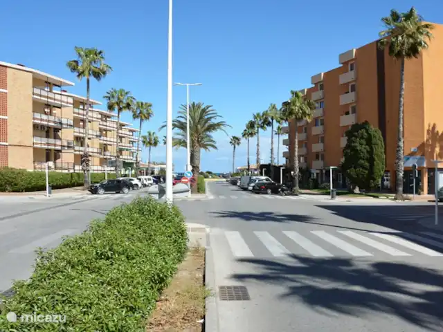 Location de Vacances Espagne, Costa Blanca, Jávea, appartement - Appartement Mar Azul extérieur devant l'appartement. La plage et le boulevard sont à 100m !
