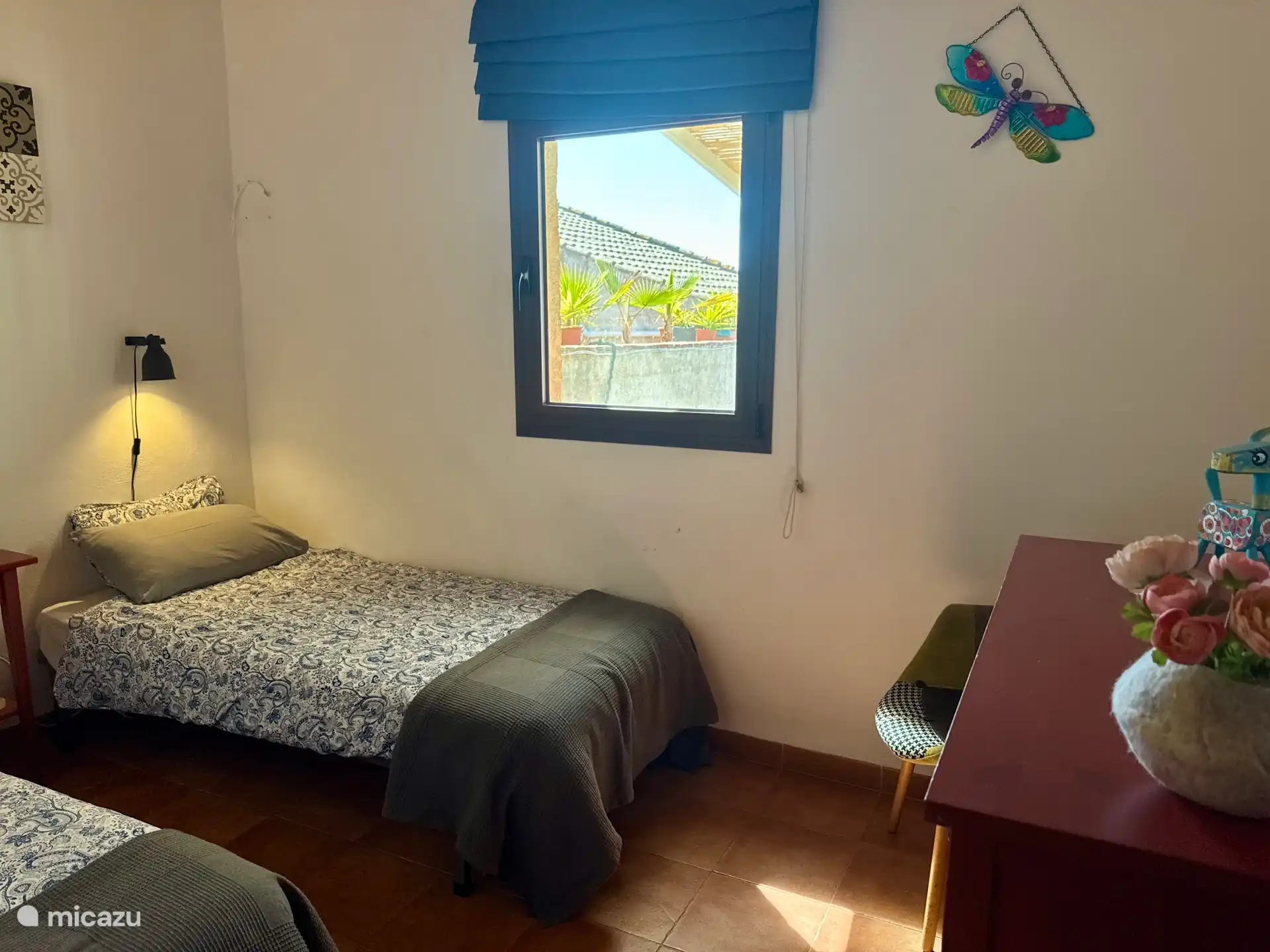 Schlafzimmer mit 2 Betten