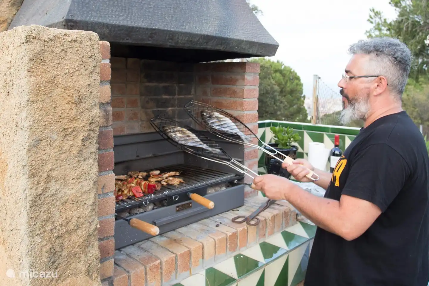 Enjoy a delicious BBQ during the sultry summer evenings.