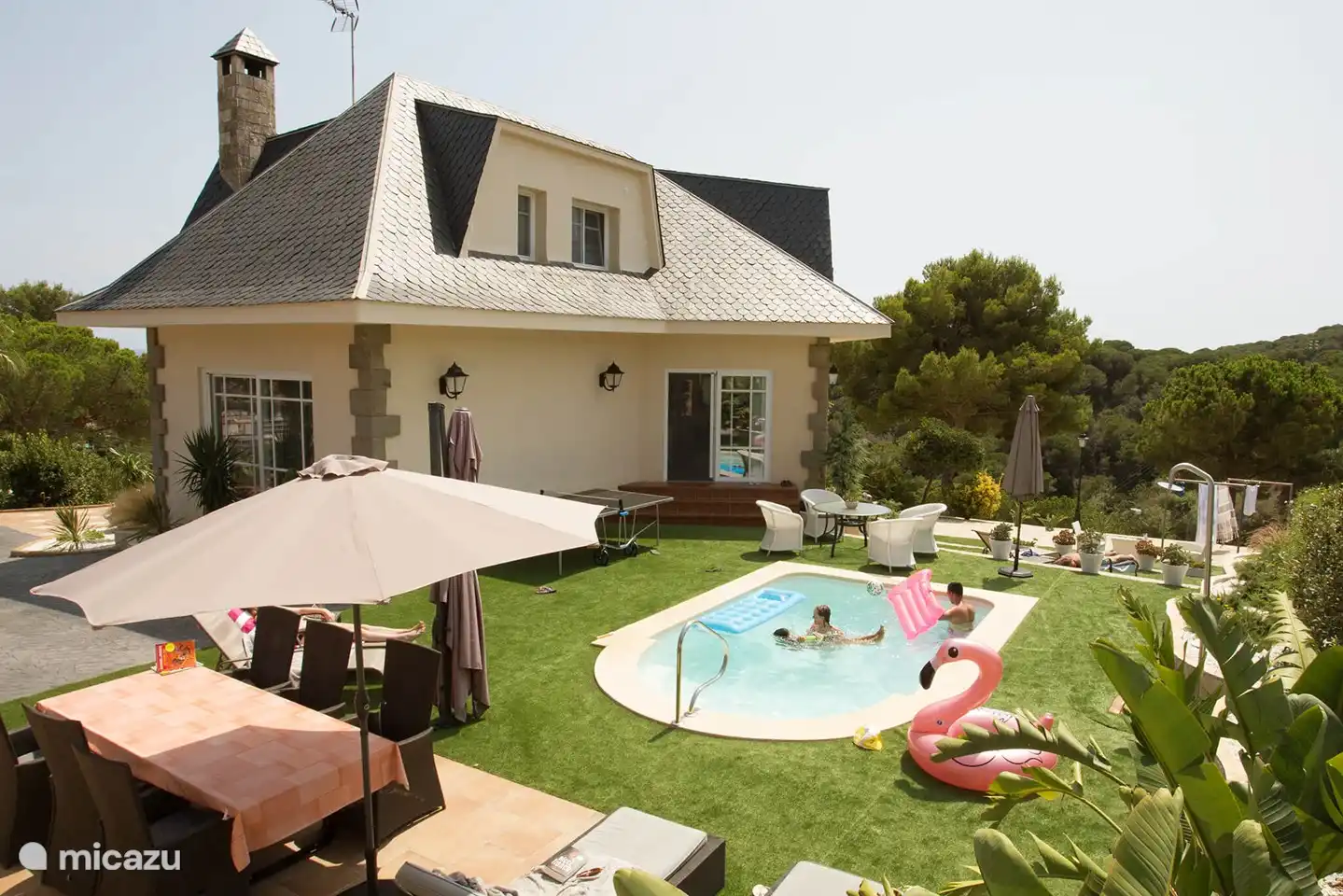 Enjoy and relax is our slogan.