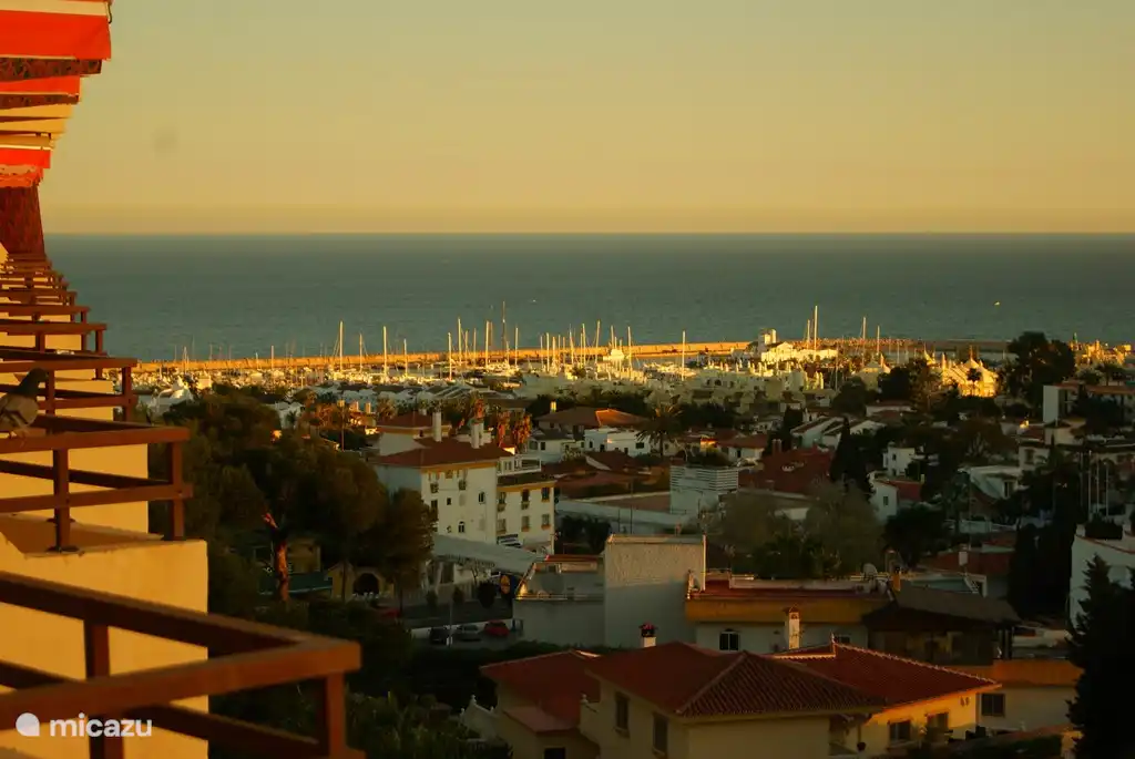 Zicht op sprookjesachtige Benalmadena Puerto Marina