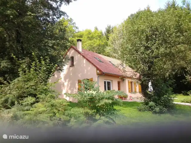 flor de pommiers en Francia, Nièvre, Fâchin - casa vacacional flor de pommiers en Francia, Nièvre, Fâchin - casa vacacional