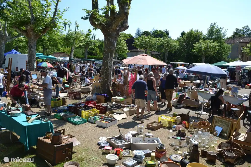 Siempre hay un Bric en brac en un pueblo