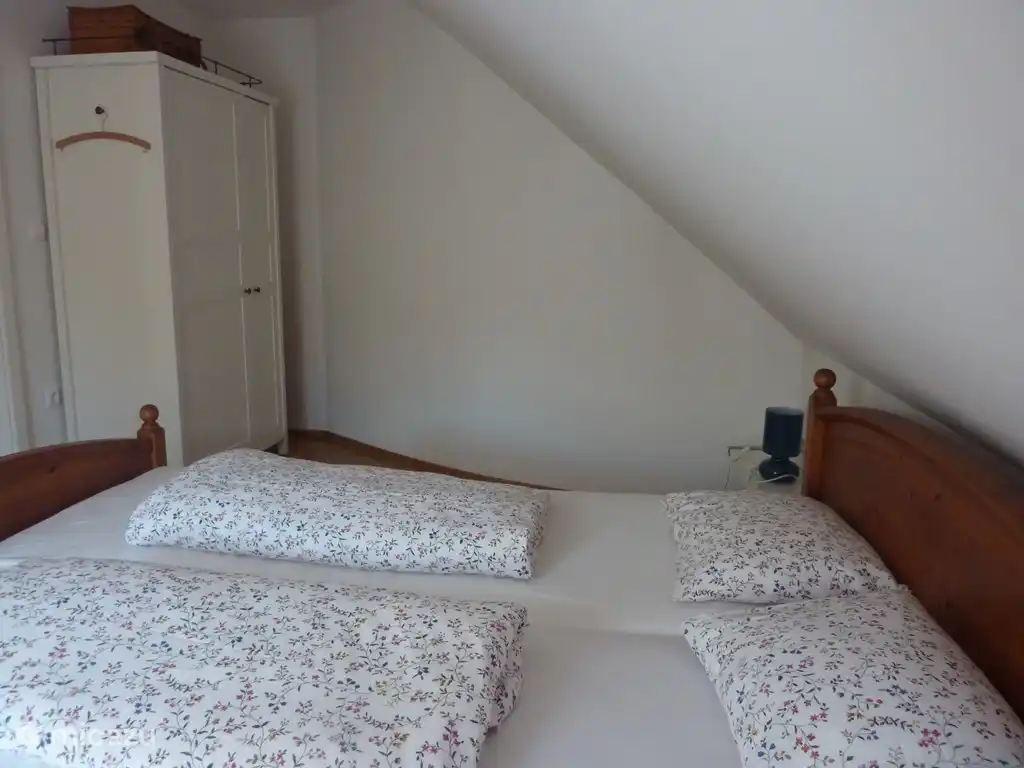 Grand espace de rangement dans les chambres