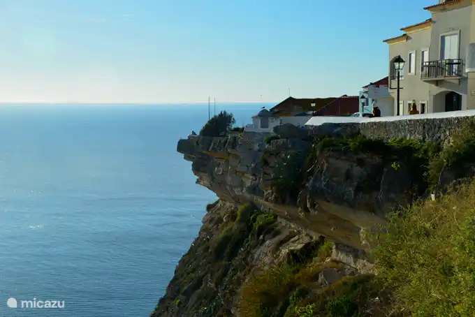 Bezoek het bekende vissersdorpje Nazaré op 15 km van Salir do Porto