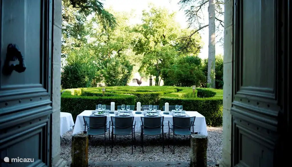 table d&#39;h&#244;tes