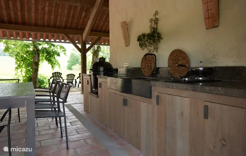 patio kitchen with kamado grill