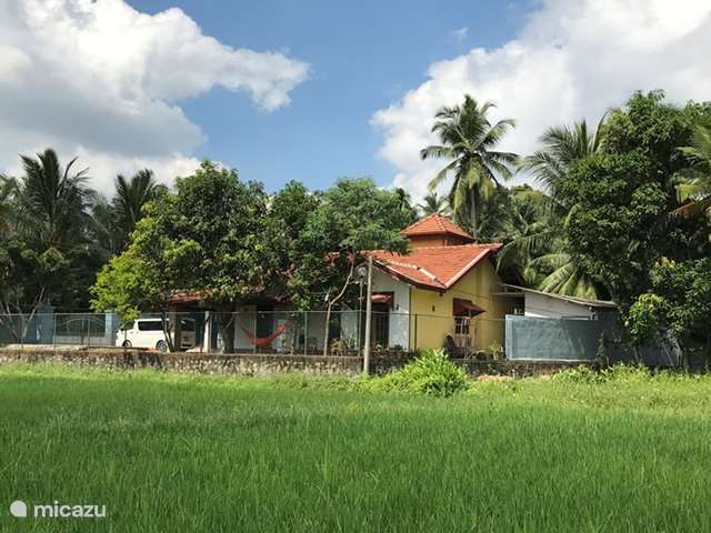 Holiday home Sri Lanka – bungalow Surevi Villa