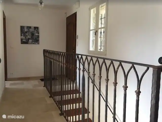 La Phénix | France, Alpes-Maritimes, Le Bar-sur-Loup - villa hall au 1er étage où vous entrez dans la maison
