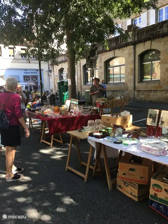 Einer der vielen Brocantes in der Umgebung