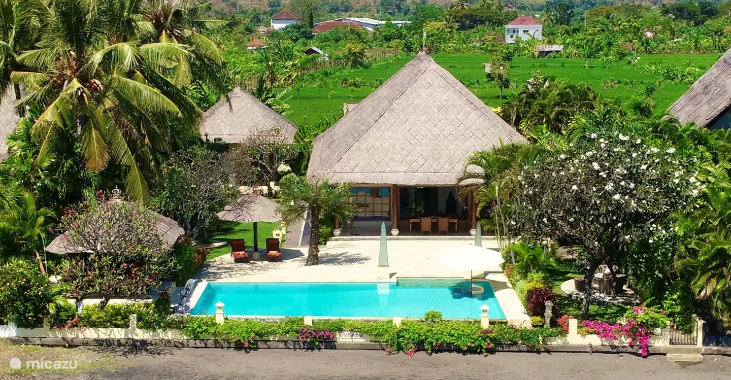 Villa Surgawi en Indonesia, Bali, Dencarik - Villa