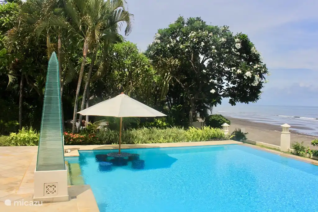 Villa Surgawi en Indonesia, Bali, Dencarik - Villa