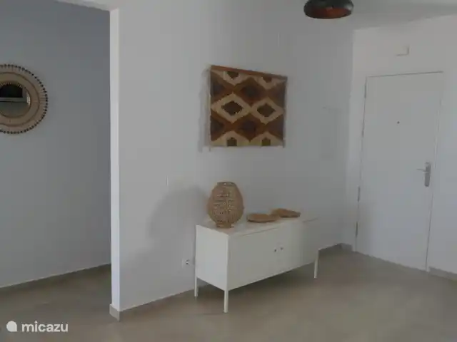 Casa Alegria Nerja huren in Spanje, Costa del Sol, Nerja - vakantiehuis Living en hal naar de slaapkamers en badkamers