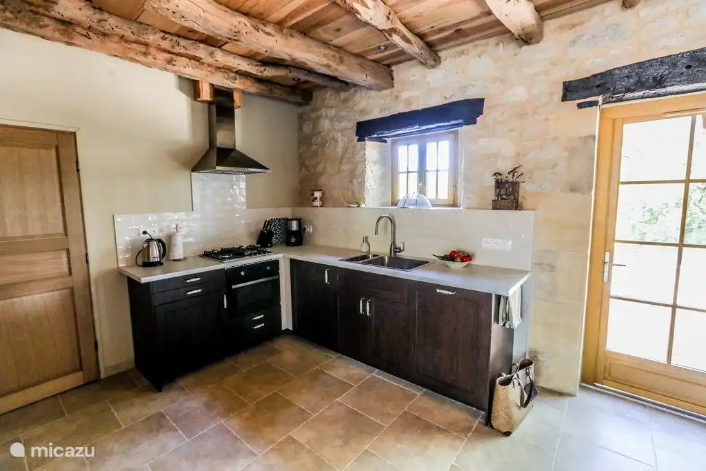 Die geräumige Küche