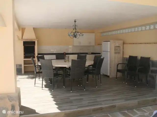 Villa Médina - Moraira | Espagne, Costa Blanca, Moraira - villa L'endroit idéal pour prendre le petit-déjeuner ensemble, faire un barbecue ou simplement s'asseoir ensemble.