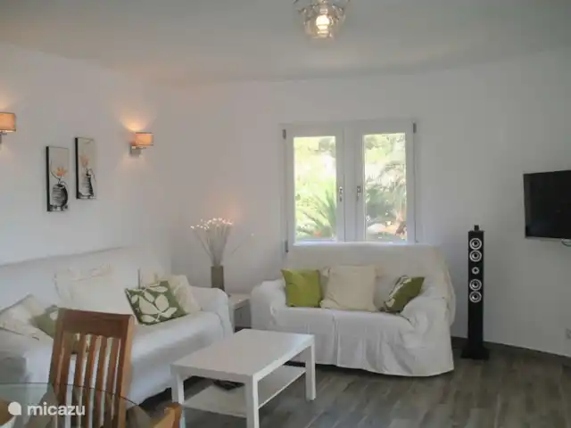 Villa Médina - Moraira | Espagne, Costa Blanca, Moraira - villa Le salon cosy au dernier étage, avec TV, wifi, etc.