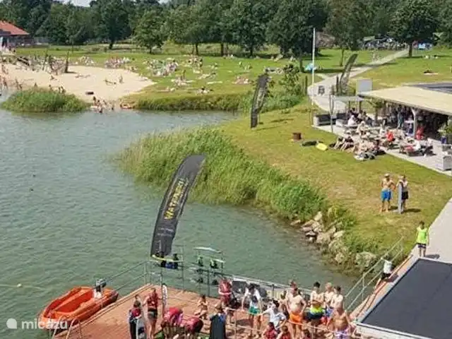 chalet huren in Nederland, Gelderland, Putten –  De Blauwe Reiger Waterskien   en zwemmen  in Voorthuizen. op 9  km van het Chalet.