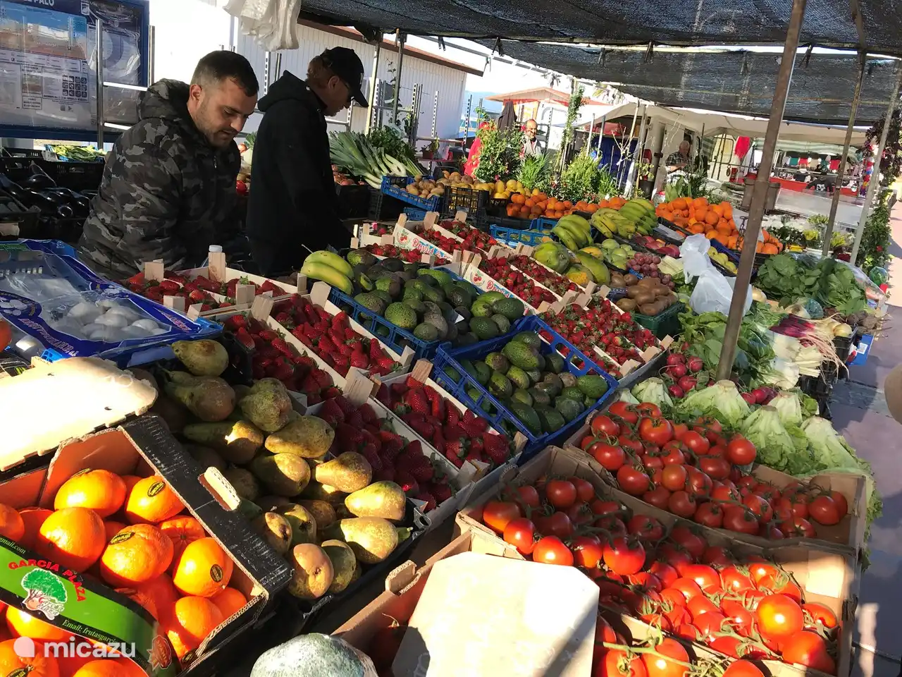 Iedere zaterdag markt, op 5 minuten loopafstand in El palo