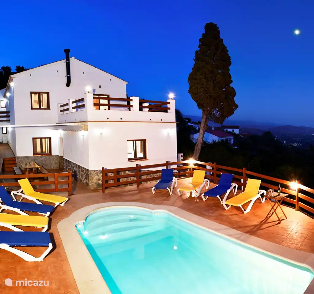 Villa Villa la Noria in Comares