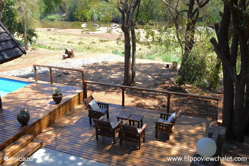 Vakantiehuis Zuid-Afrika, Limpopo, Hoedspruit Bungalow Hippo View Chalet aan rivier/Kruger