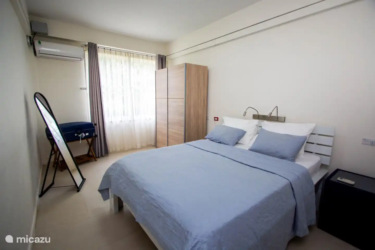 Bedroom with a double bed