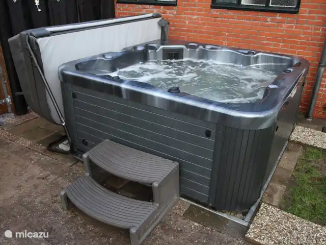 Villa Cordes | Pays-Bas, Drenthe, Vries - maison de vacances Jacuzzi extérieur