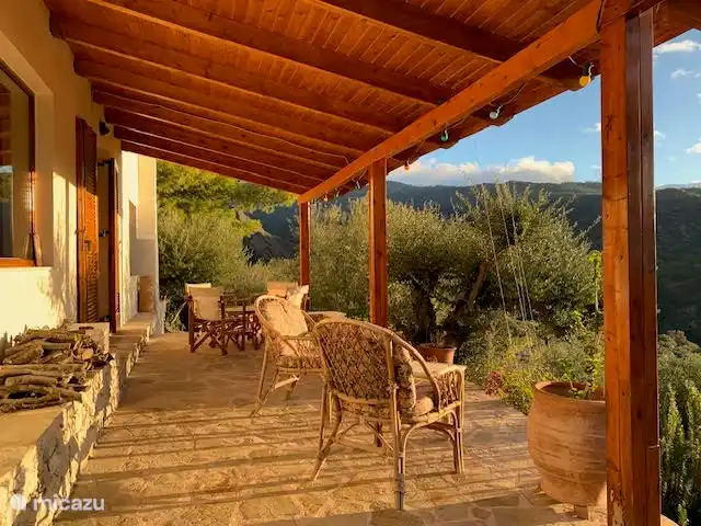 January 2024. In7thHeaven, lovely to stay in the winter months.