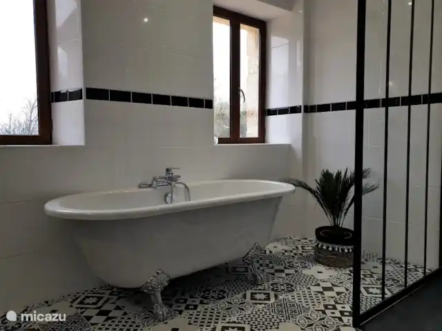 Péchanette | France, Dordogne, Aubas - maison de vacances Salle de bain au rez-de-chaussée