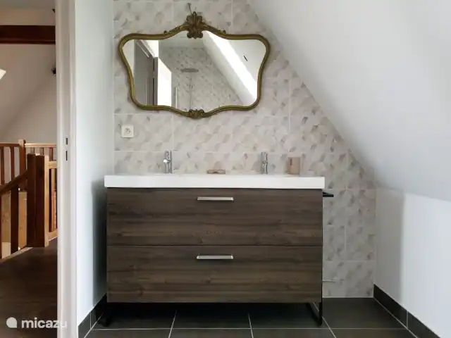 Péchanette | France, Dordogne, Aubas - maison de vacances Salle de bain 1er étage