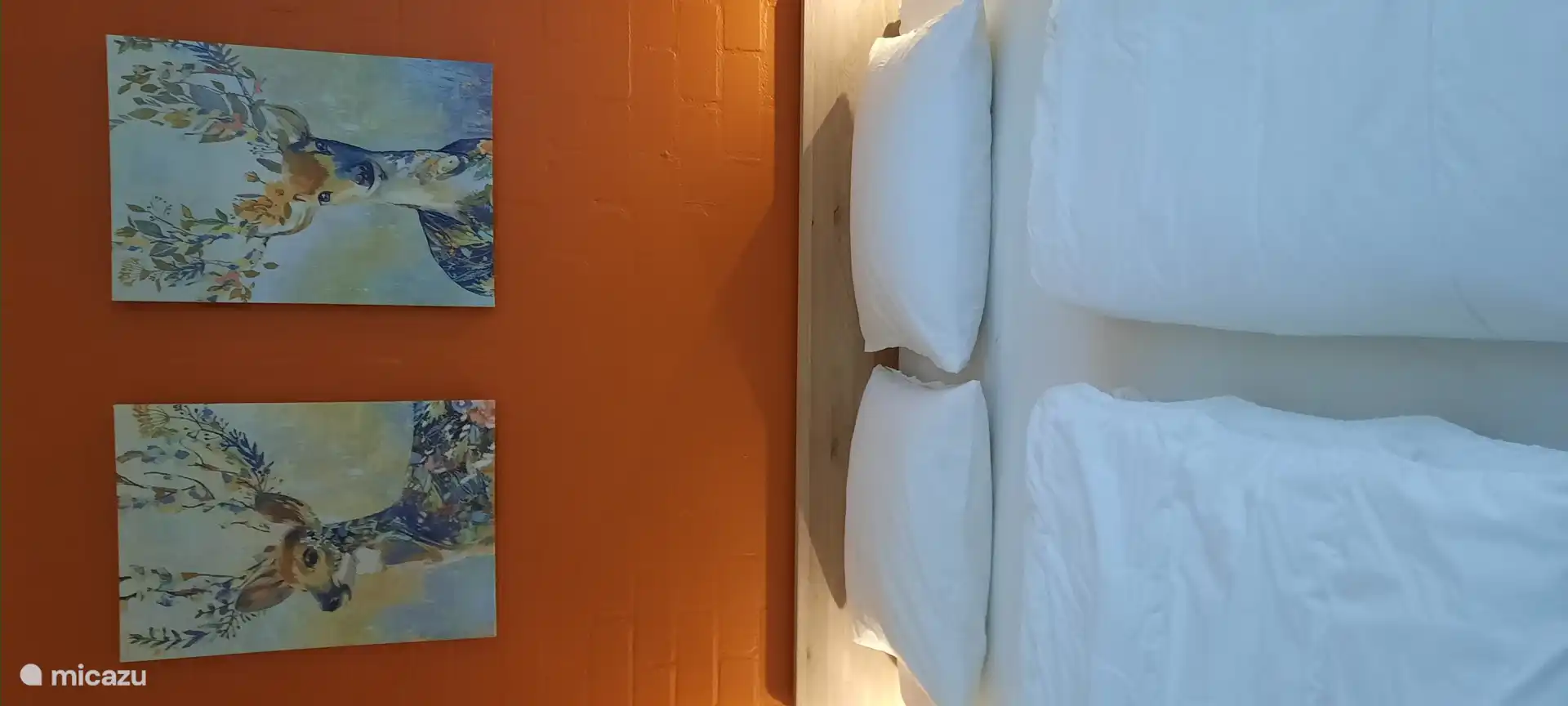 Vernieuwde slaapkamer met een nieuw lekker bed.