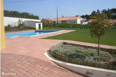 Vakantiehuis Portugal, Costa de Prata, Obidos villa Casa da Gracieira tuin