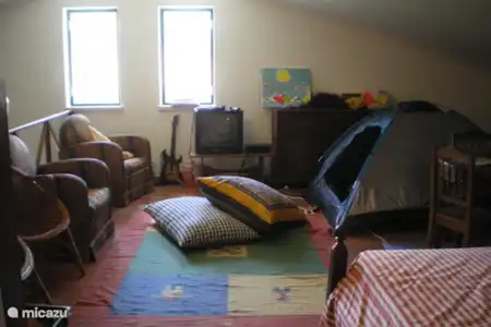 Vakantiehuis Portugal, Costa de Prata, Obidos villa Casa da Gracieira Speelhoek in mezzanine