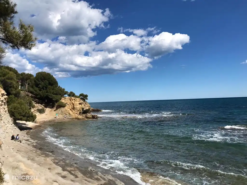 Cala Llobella ist 550 m vom Ferienhaus entfernt