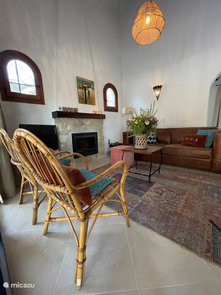 Ausziehbares Sofa aus Leder.