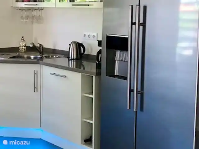 Location de Vacances Curaçao, Banda Abou (ouest), Fontein, maison de vacances - Maison Amandus Cuisine, frigo américain