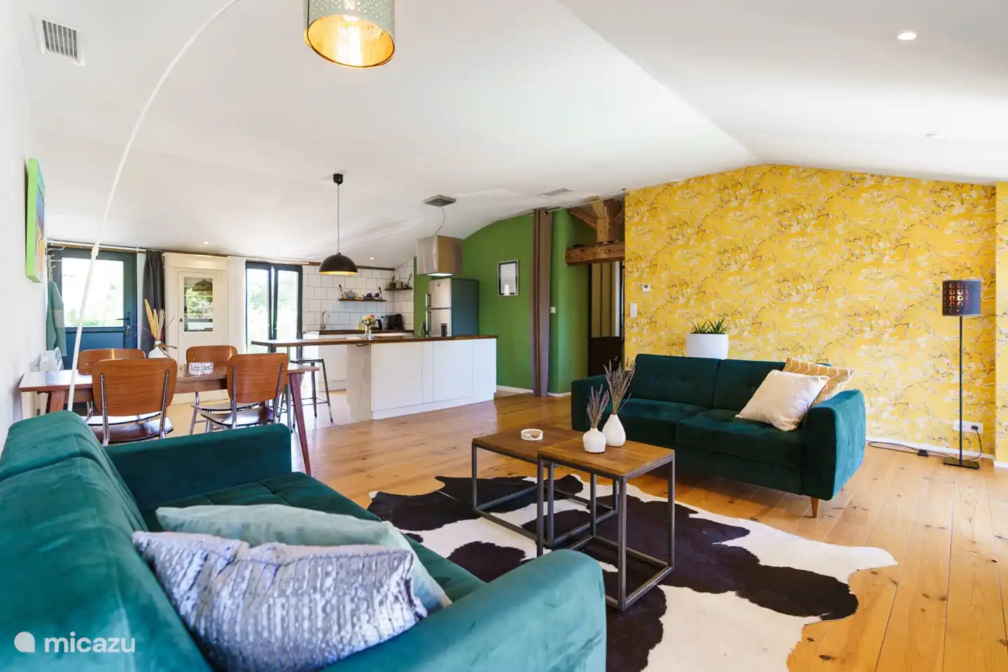 la cocina con todas las comodidades