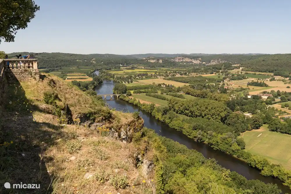 Het uitzicht vanuit Domme over de Dordogne.