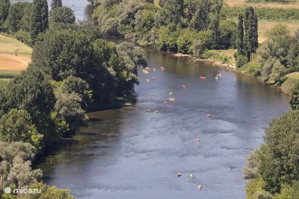 Even gezellig kanoën op de Dordogne.