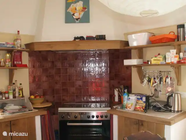La Gare de Magnette | France, Allier, Magnette - maison de vacances Une cuisinière 5 feux avec grand four