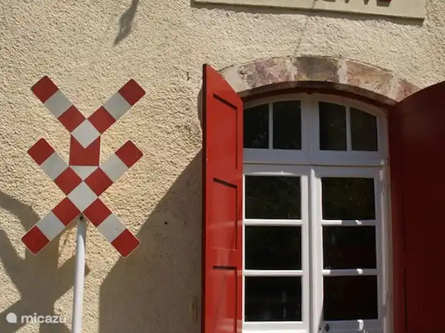 La Gare de Magnette | France, Allier, Magnette - maison de vacances Des éléments authentiques rendent votre séjour dans cette ancienne gare très appréciable.