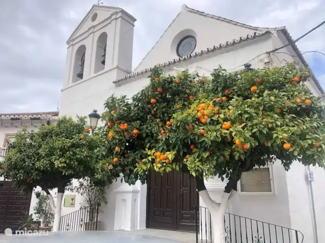 Finca El Sueno huren in Spanje, Andalusië, Pilarejo - villa Het mooie kerkje in Alcaucin