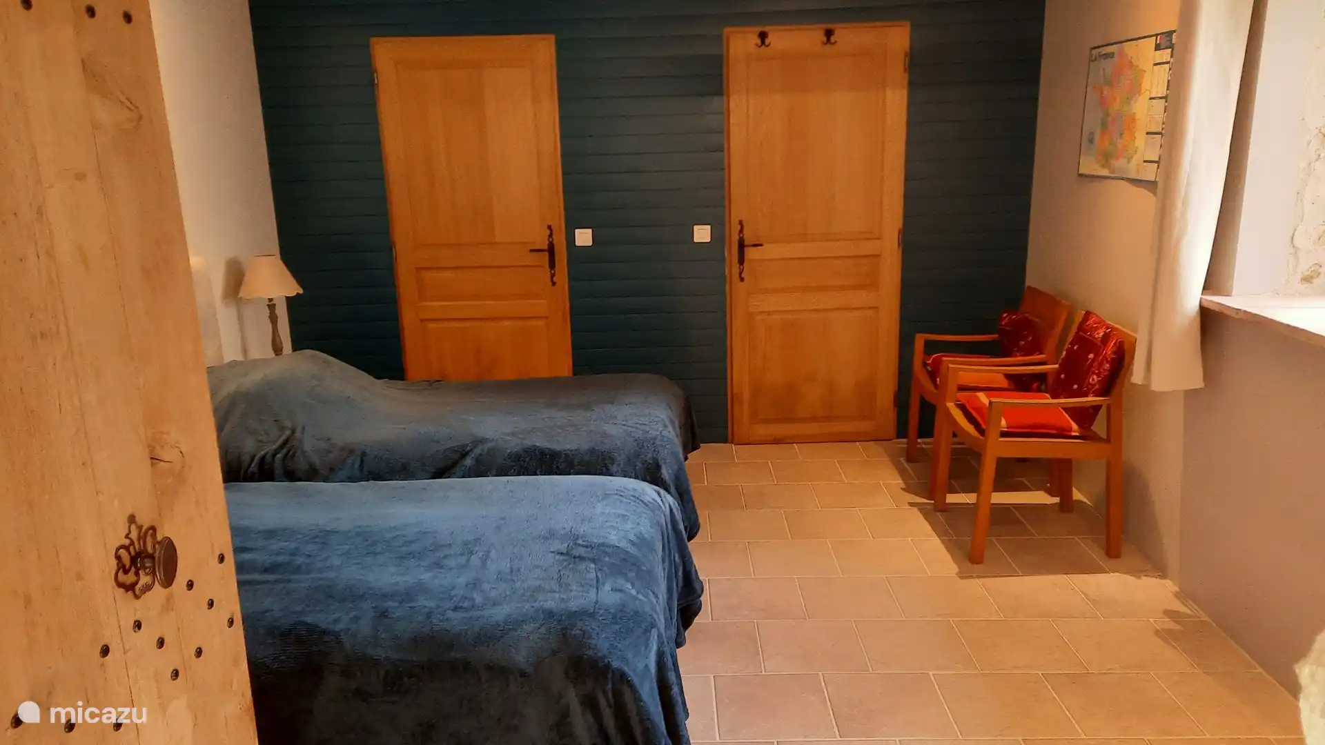 Schlafzimmer mit 2 Einzelbetten