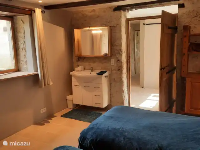 Vidal Bezy Lavande | France, Lot-et-Garonne, Massels - maison de vacances Lavabo dans la chambre