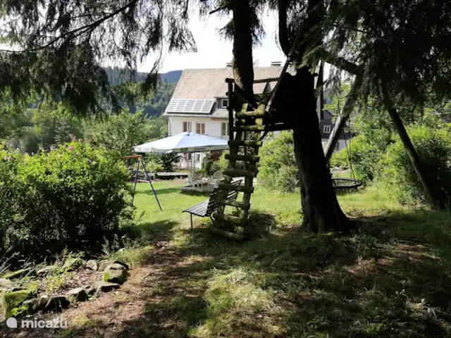 Location de Vacances Allemagne, Sauerland, Siedlinghausen - Winterberg, appartement - Jagdschloss Siedlinghausen 1 L'arrière cour.