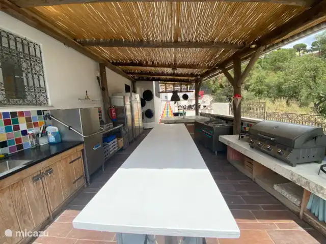 Location de Vacances Espagne, Costa Brava, Calonge, villa - XL Villa Calonge Cuisine extérieure