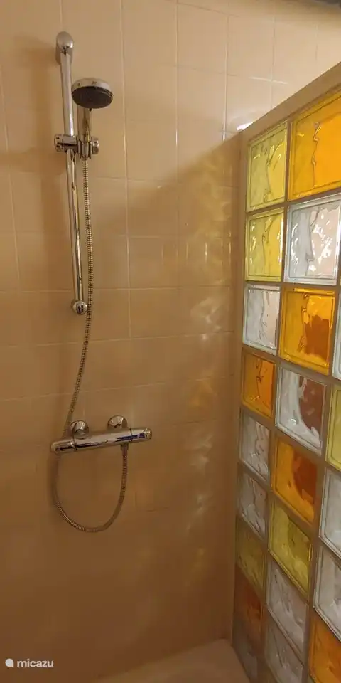 Badezimmer Hauptschlafzimmer