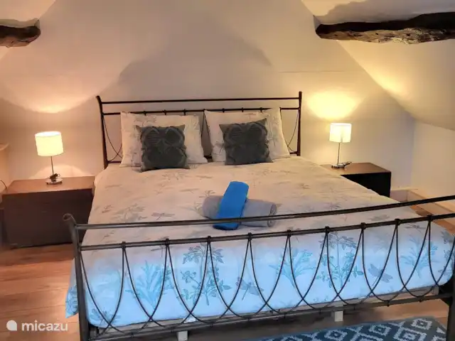 Cottage Tréju | France, Aisne, Parfondeval - gîte / cottage Chambre 2 avec un lit double et un lit simple