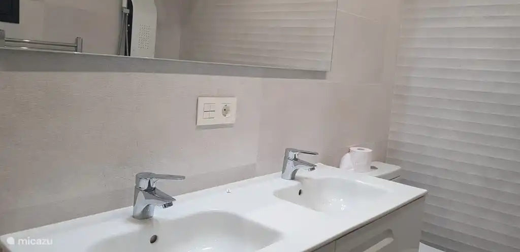 Sanitärsuite Schlafzimmer